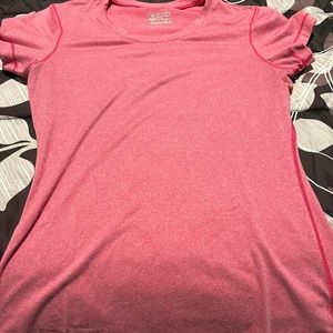 Under Armour T-shirt